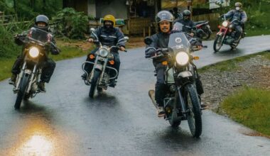 Tips Berkendara Aman di Jalan Licin