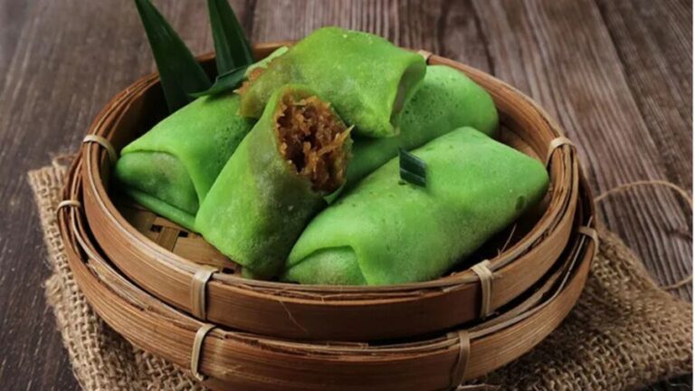 Resep Dadar Gulung Isi Kelapa Manis